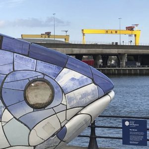 monumento Fish Belfast