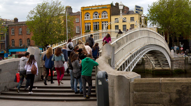 ha penny bridge Dublino